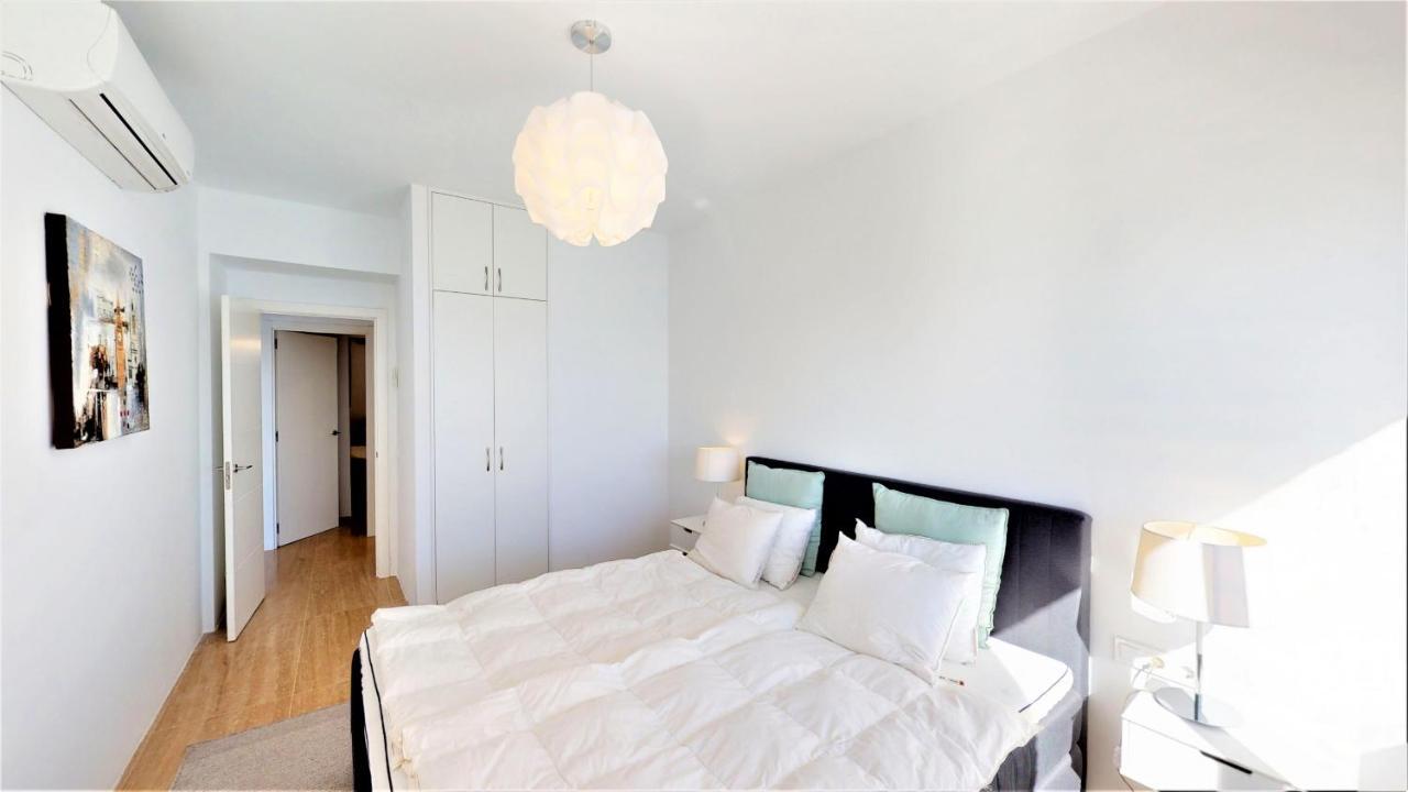 Olimpo - Beachfront Newly Renovated *